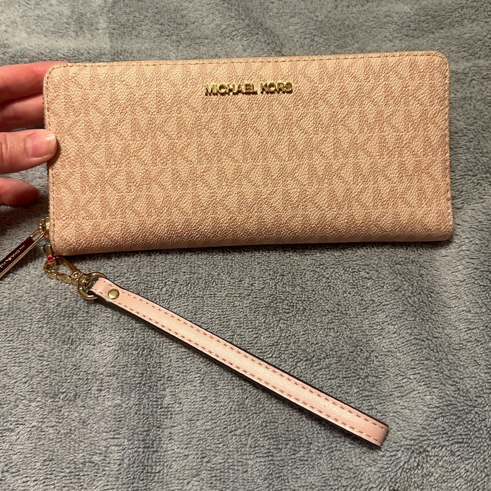 MICHAEL KORS WALLET